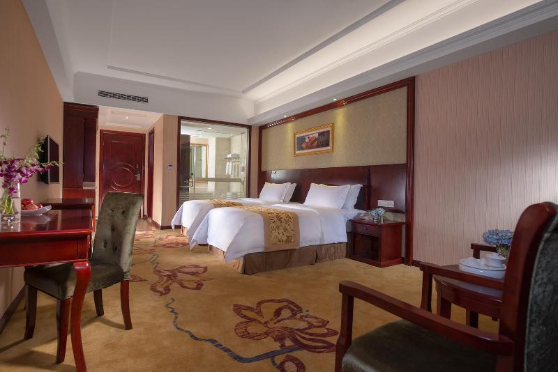 Vienna Hotel Shenzhen Railway Station ภายนอก รูปภาพ