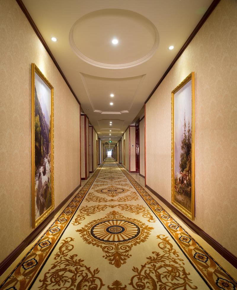 Vienna Hotel Shenzhen Railway Station ภายนอก รูปภาพ