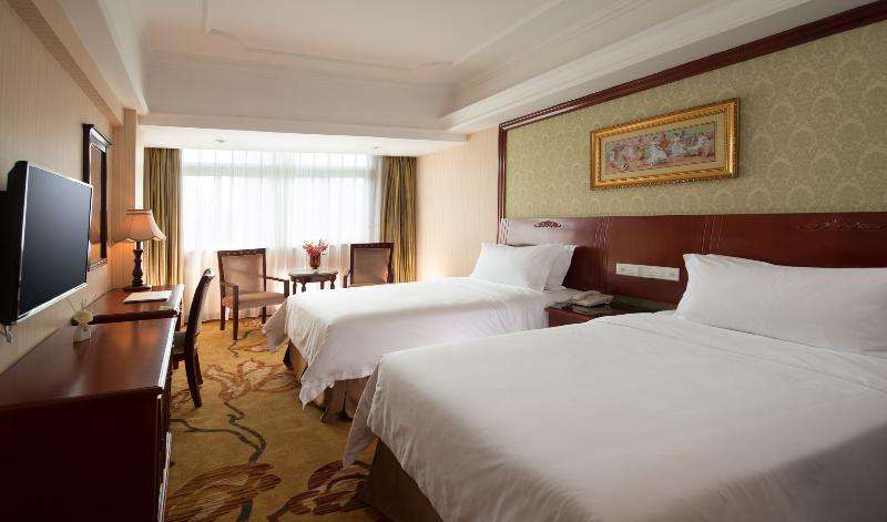 Vienna Hotel Shenzhen Railway Station ภายนอก รูปภาพ