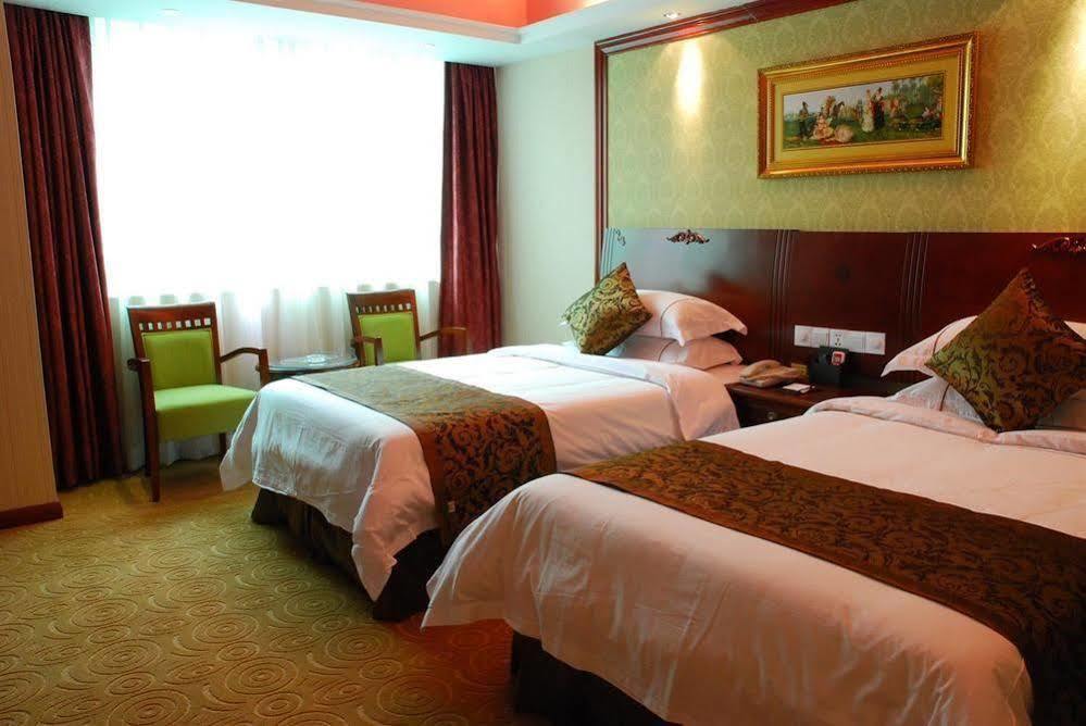 Vienna Hotel Shenzhen Railway Station ภายนอก รูปภาพ